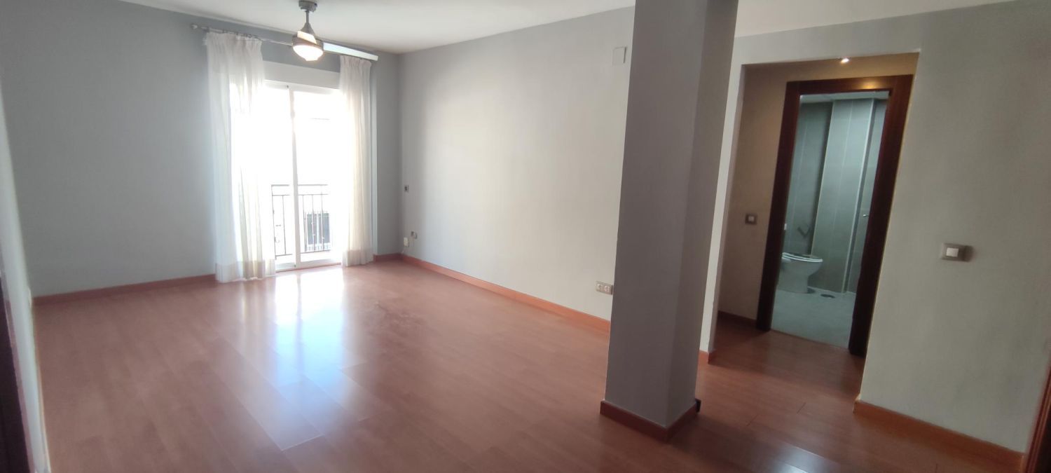 Sala de estar de Piso de alquiler en Las Gabias con Aire acondicionado, Calefacción y Trastero