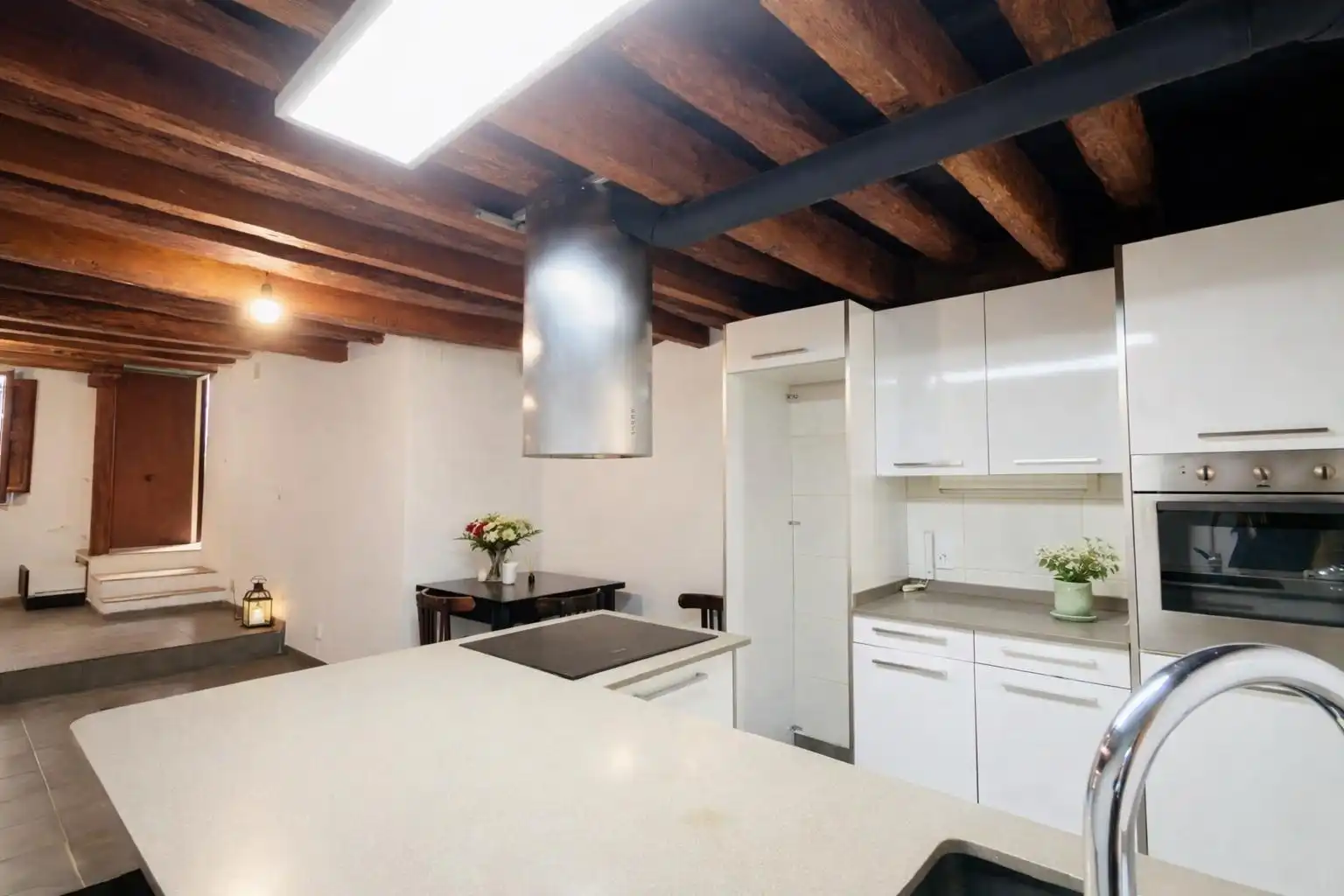 Cocina de Piso en venta en Vilanova i la Geltrú con Terraza, Amueblado y Balcón
