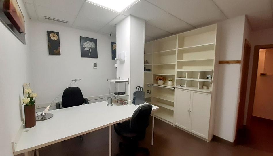 Photo 1 of Premises to rent in Marxalenes, Valencia