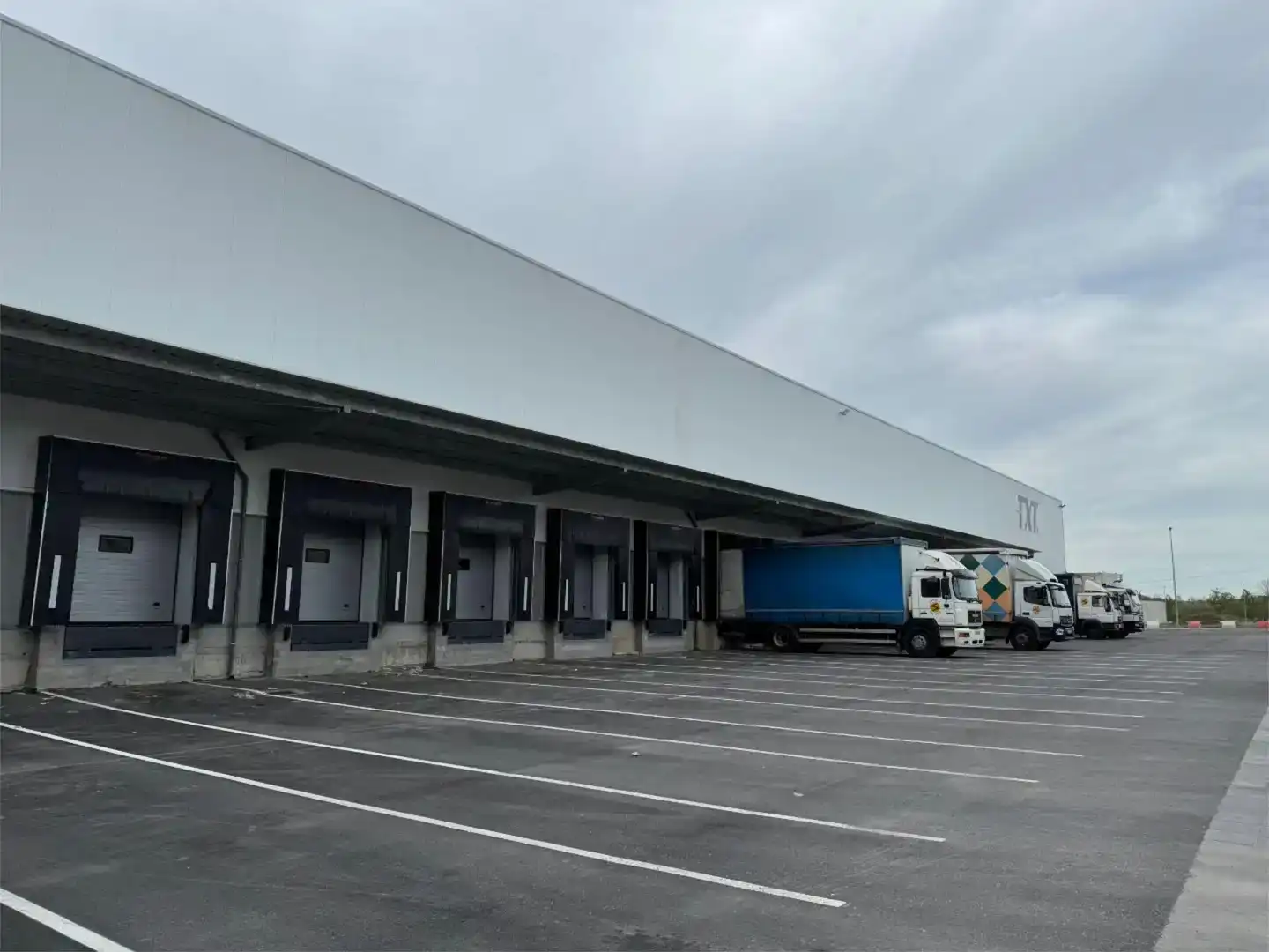 Exterior view of Industrial buildings for rent in Siero
