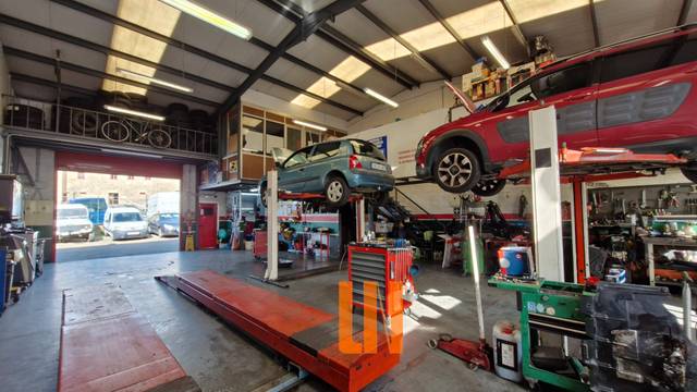 Nave industrial en Venta en Rúa Galileo Galilei en Vioño