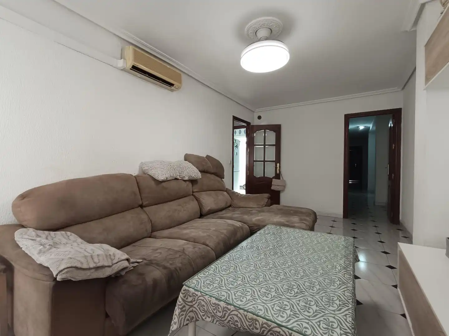 Wohnzimmer von Wohnung zum Verkauf in Córdoba mit Klimaanlage und Terrasse
