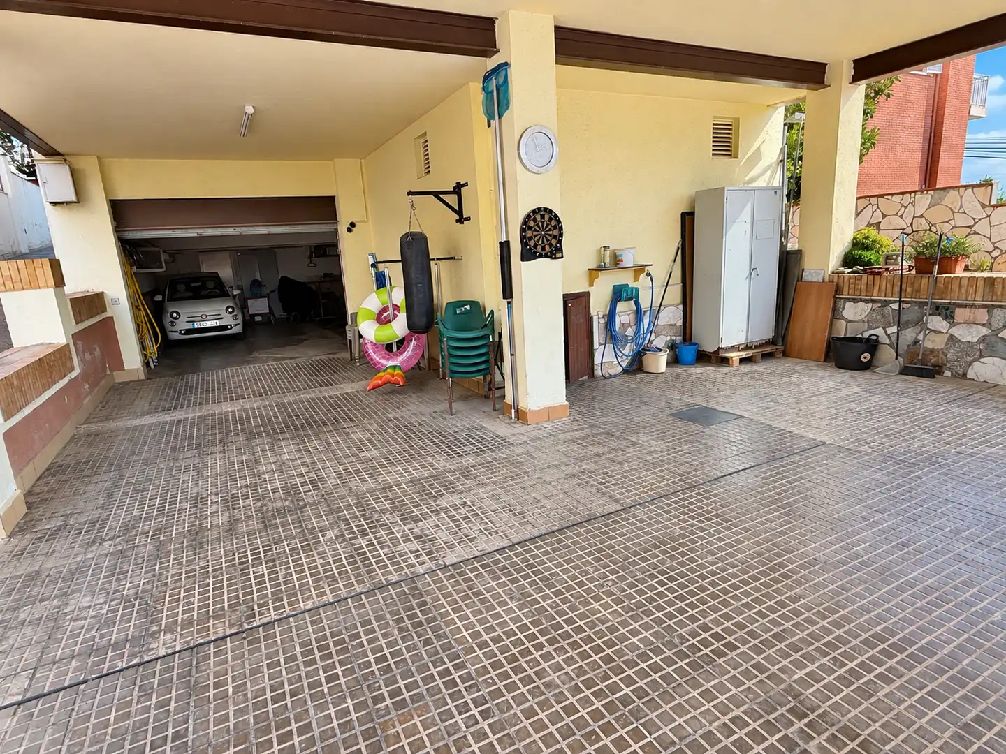 Parking de Piso en venta en Rubí con Aire acondicionado, Calefacción y Terraza