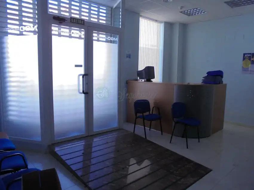 Local de alquiler en La Lastrilla  con Aire acondicionado