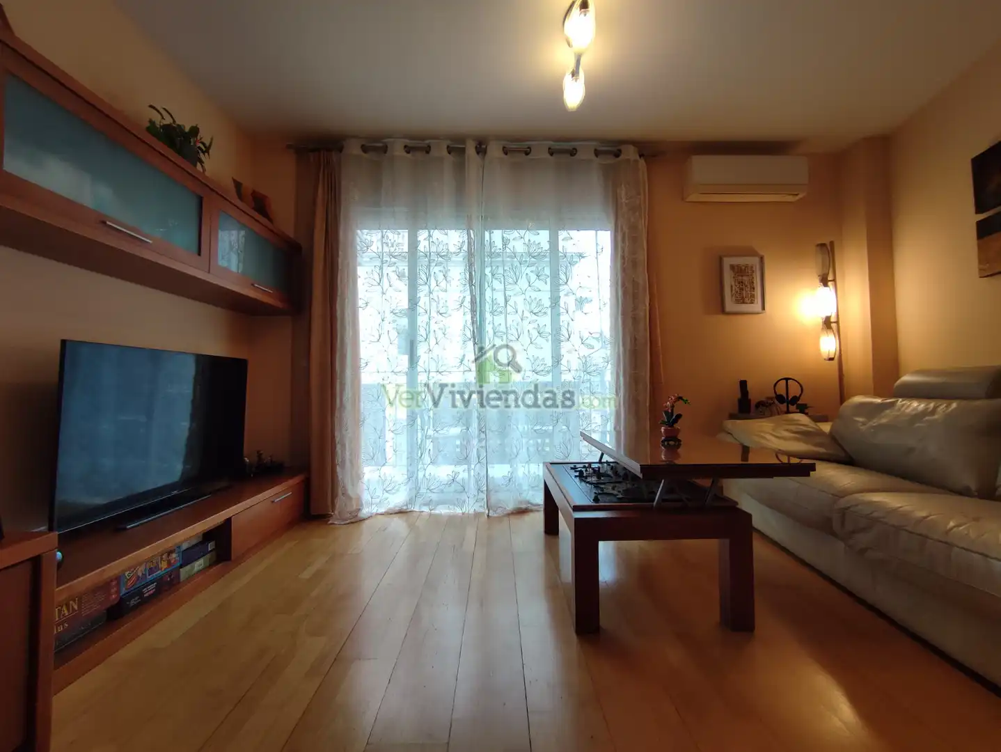 Sala de estar de Piso en venta en Barcelona con Aire acondicionado, Calefacción y Parquet
