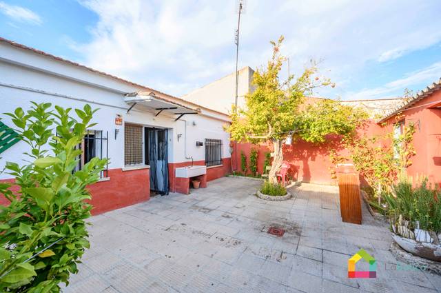 Casa-chalet en Venta en Carmena