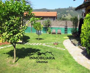 Vista exterior de Casa o xalet en venda en Liendo amb Terrassa i Piscina