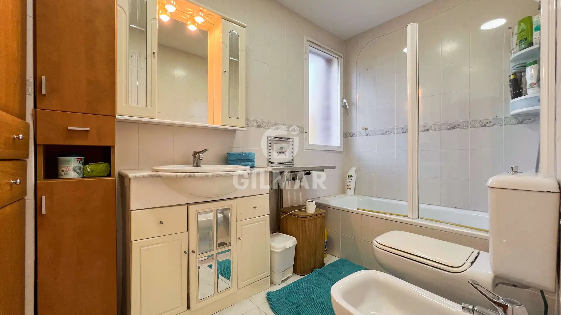 Baño de Casa adosada en venta en Collado Mediano con Calefacción, Jardín privado y Piscina