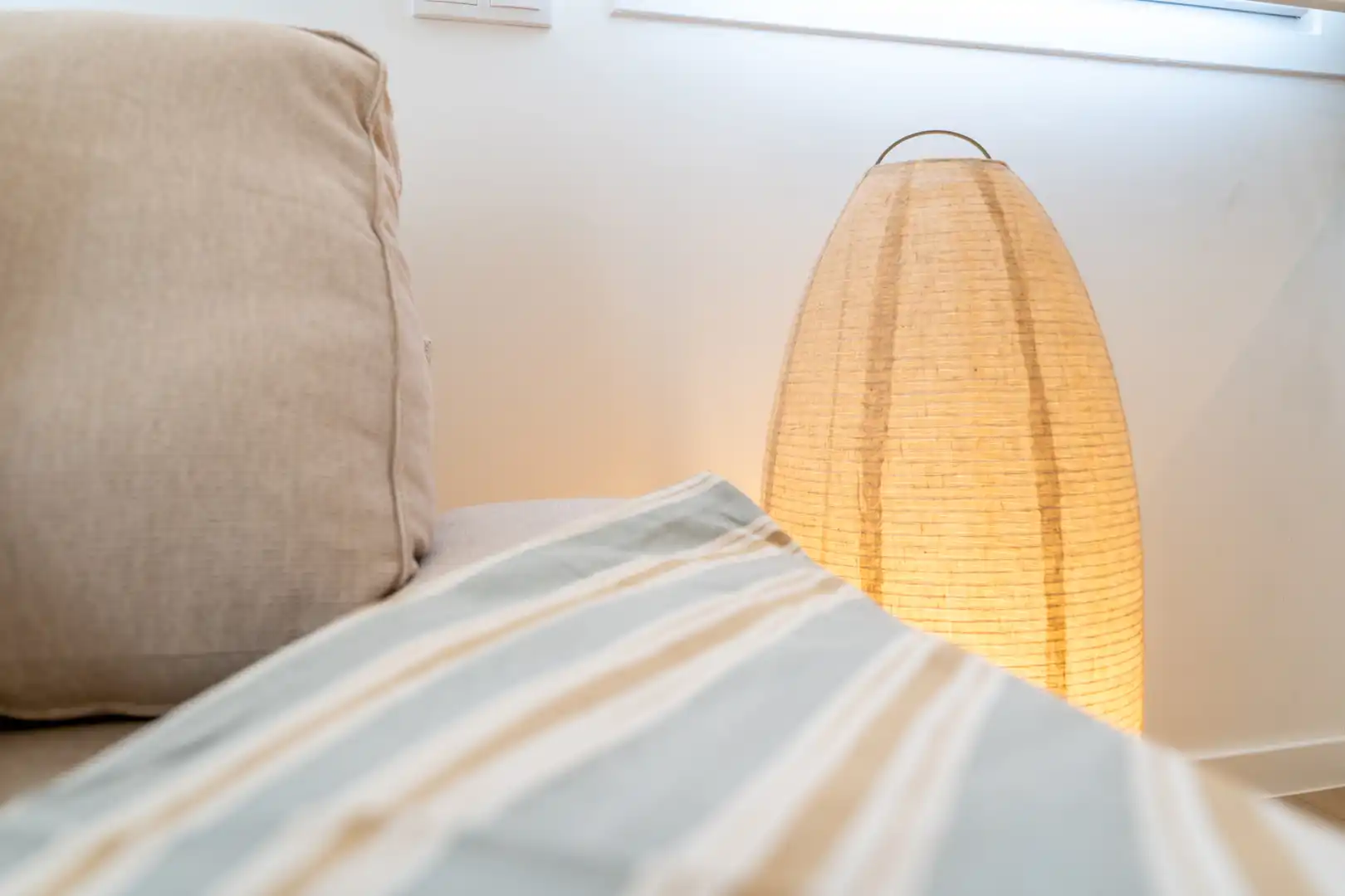 Dormitori de Apartament de lloguer en Madrid amb Aire condicionat, Calefacció i Traster