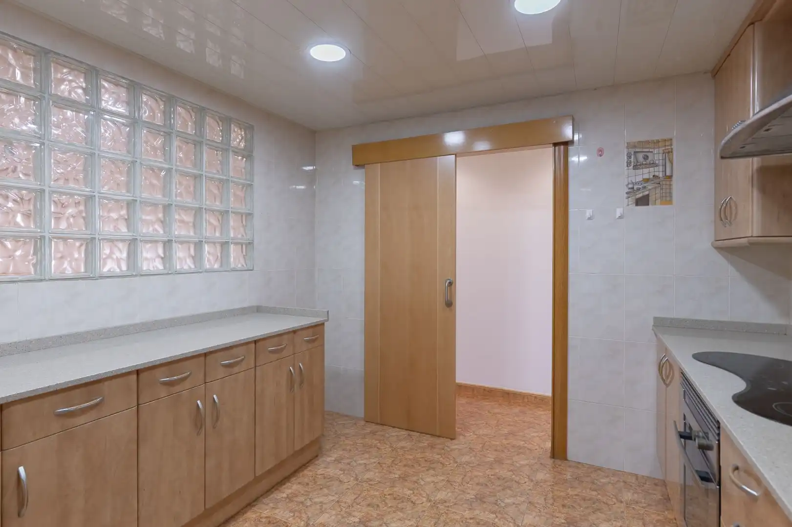 Kitchen of Flat for sale in Badalona  with Air Conditioner