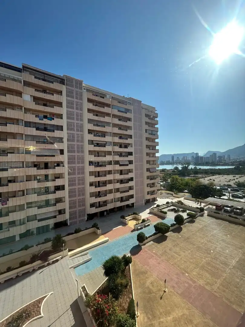 Vista exterior de Apartament en venda en Calpe / Calp amb Aire condicionat, Calefacció i Terrassa