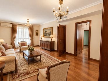 Flat with lift for sale in Casco Antiguo