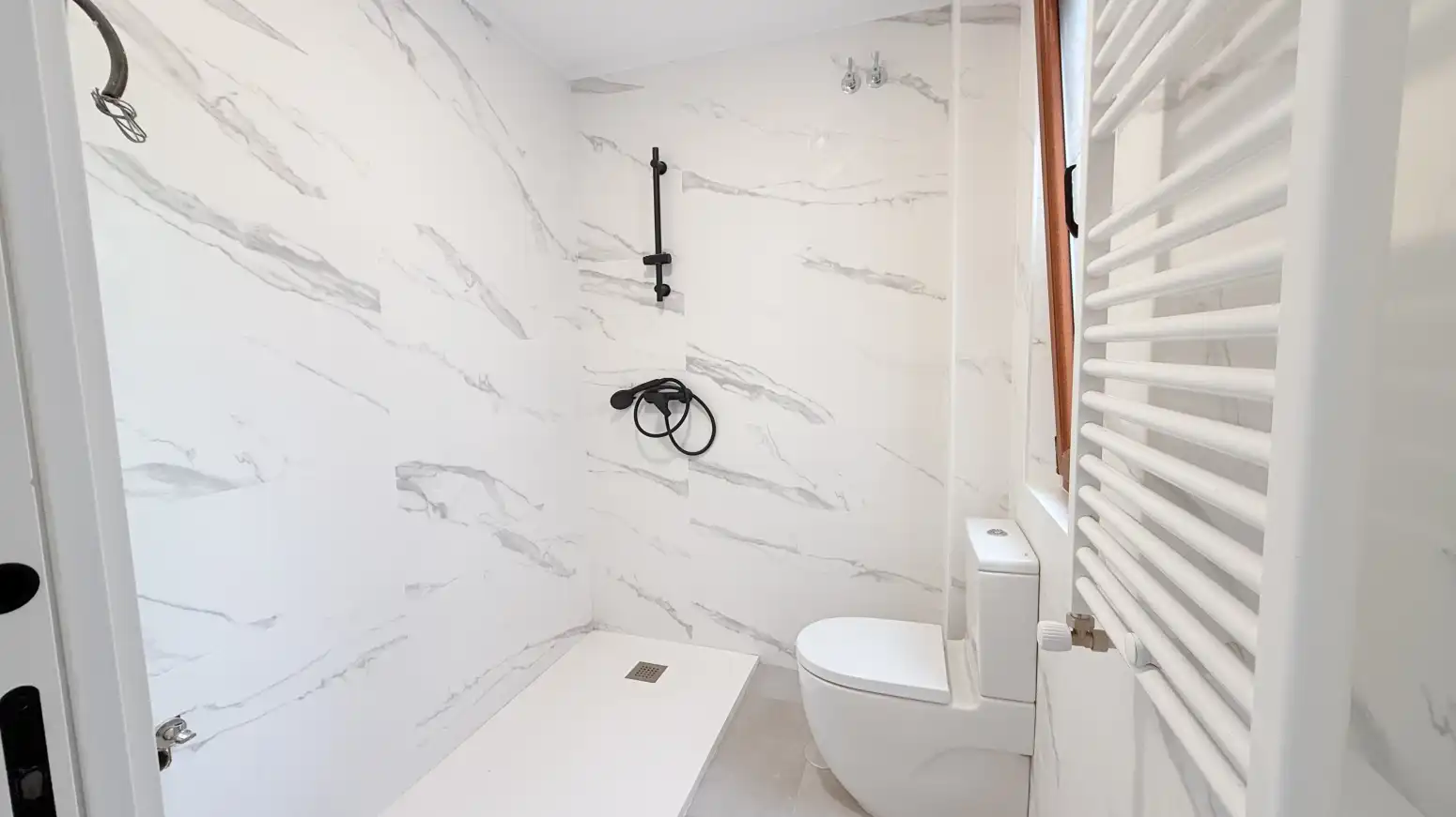 Baño de Piso en venta en San Vicente de la Barquera con Calefacción y Terraza