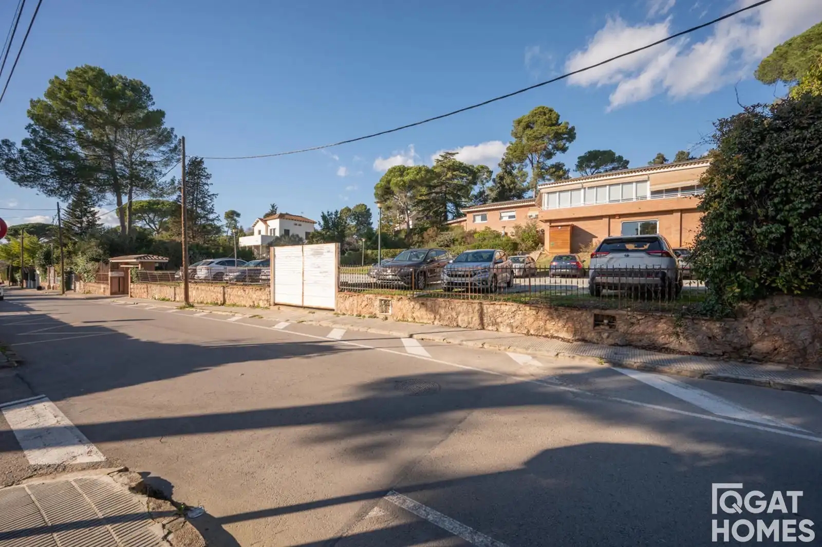 Parking of Houses for sale in Sant Cugat del Vallès  with Air Conditioner, Heating and Alarm