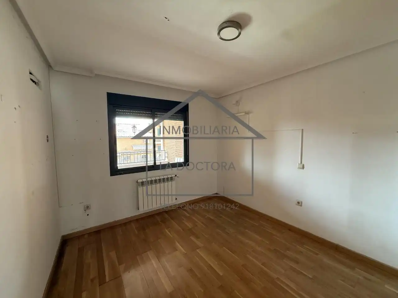 Habitación de Casa adosada en venta en Navalcarnero con Calefacción, Jardín privado y Terraza