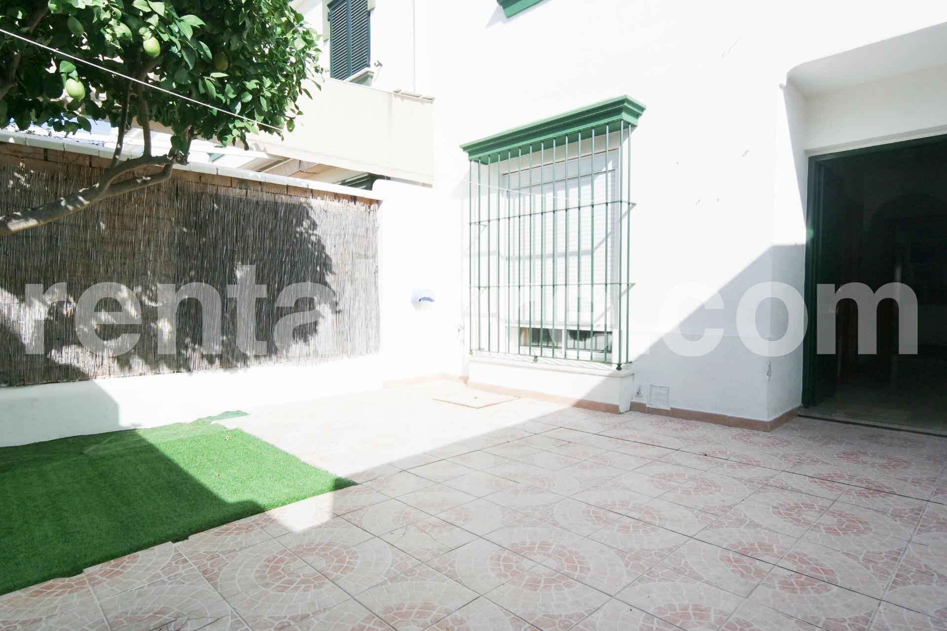 Exterior view of Single-family semi-detached to rent in Jerez de la Frontera