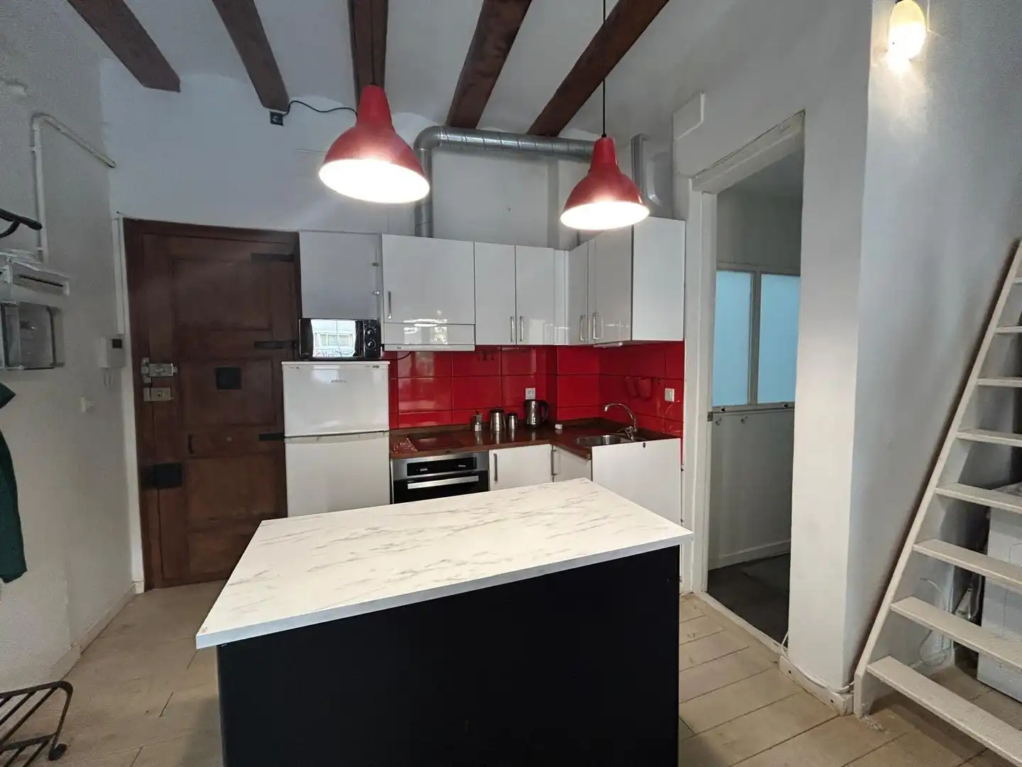 Küche von Wohnung zur Miete in Barcelona mit Klimaanlage, Parkett und Möbliert