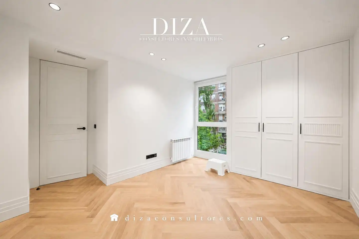 Flat for rent in Calle de Francisco Suárez, Nueva España