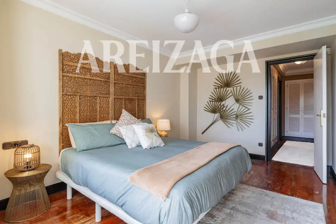 Habitación de Piso en venta en Donostia - San Sebastián  con Aire acondicionado, Calefacción y Jardín privado