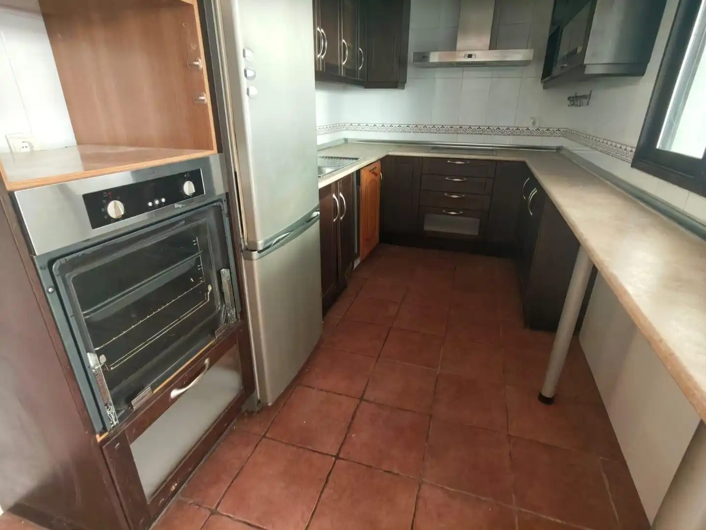 Küche von Wohnung zum Verkauf in La Zubia mit Abstellraum und Balkon
