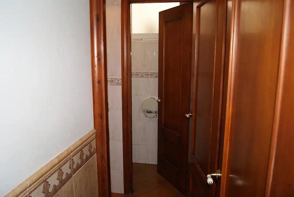 Bathroom of Commercial properties for rent in Ciutadella de Menorca  with Terrace and Internet