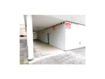 Local comercial en venda a Calle Montebideo