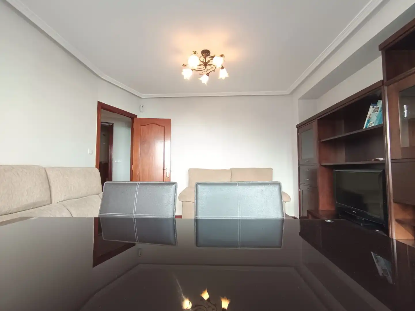 Flat for rent in Gijón - Avda. Constitución, Barrio del Centro