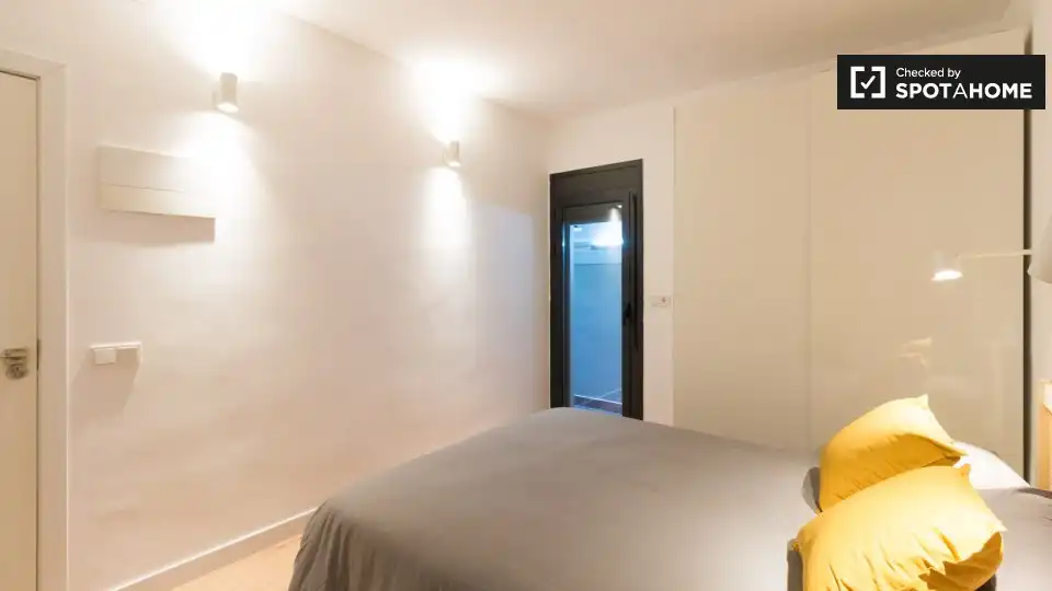 Habitación de Piso de alquiler en Barcelona con Aire acondicionado, Calefacción y Amueblado