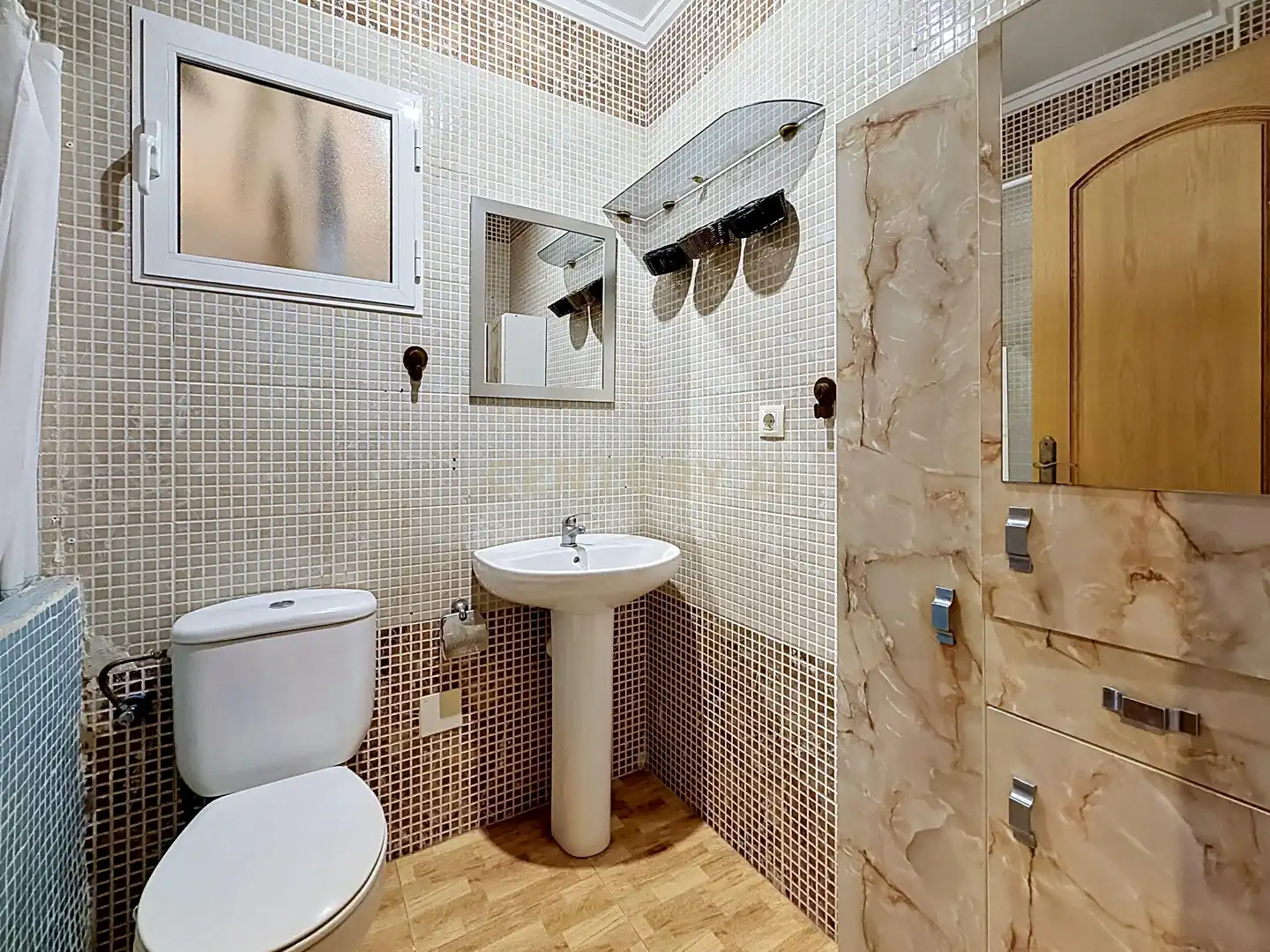 Bathroom of Flat for sale in San Miguel de Salinas