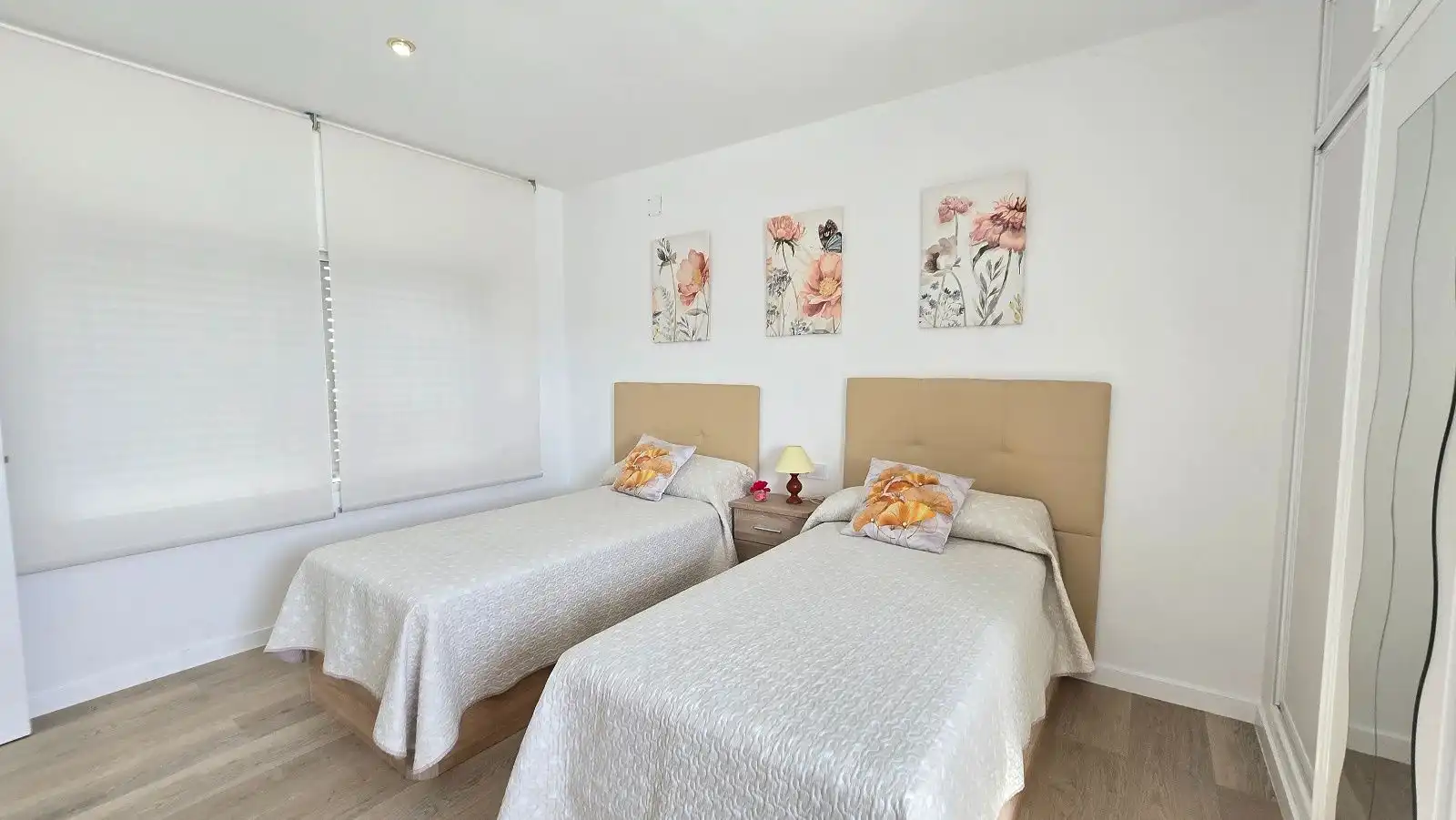 Dormitori de Casa o xalet en venda en Torremolinos amb Aire condicionat, Terrassa i Traster