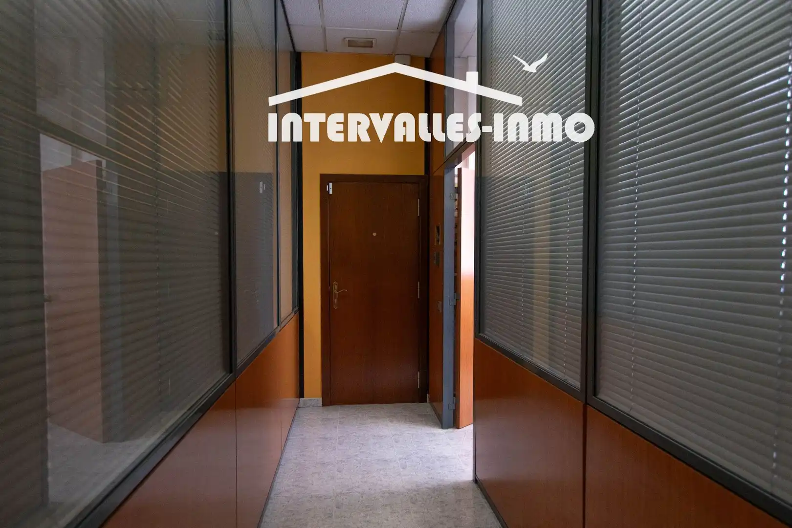 Oficina en venda a Caldes de Montbui