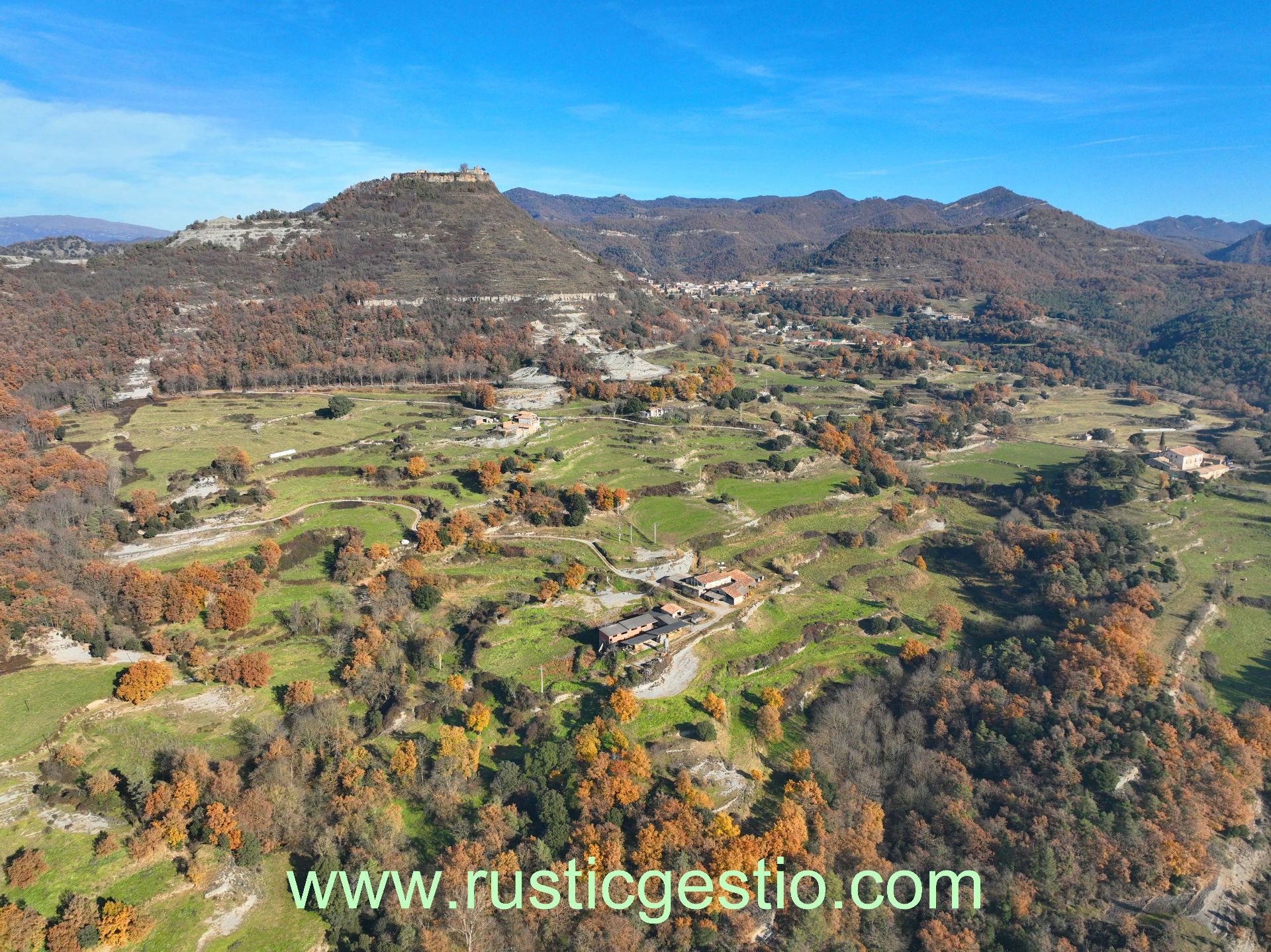 Exterior view of Country house for sale in Santa Maria de Besora  with Private garden and Balcony