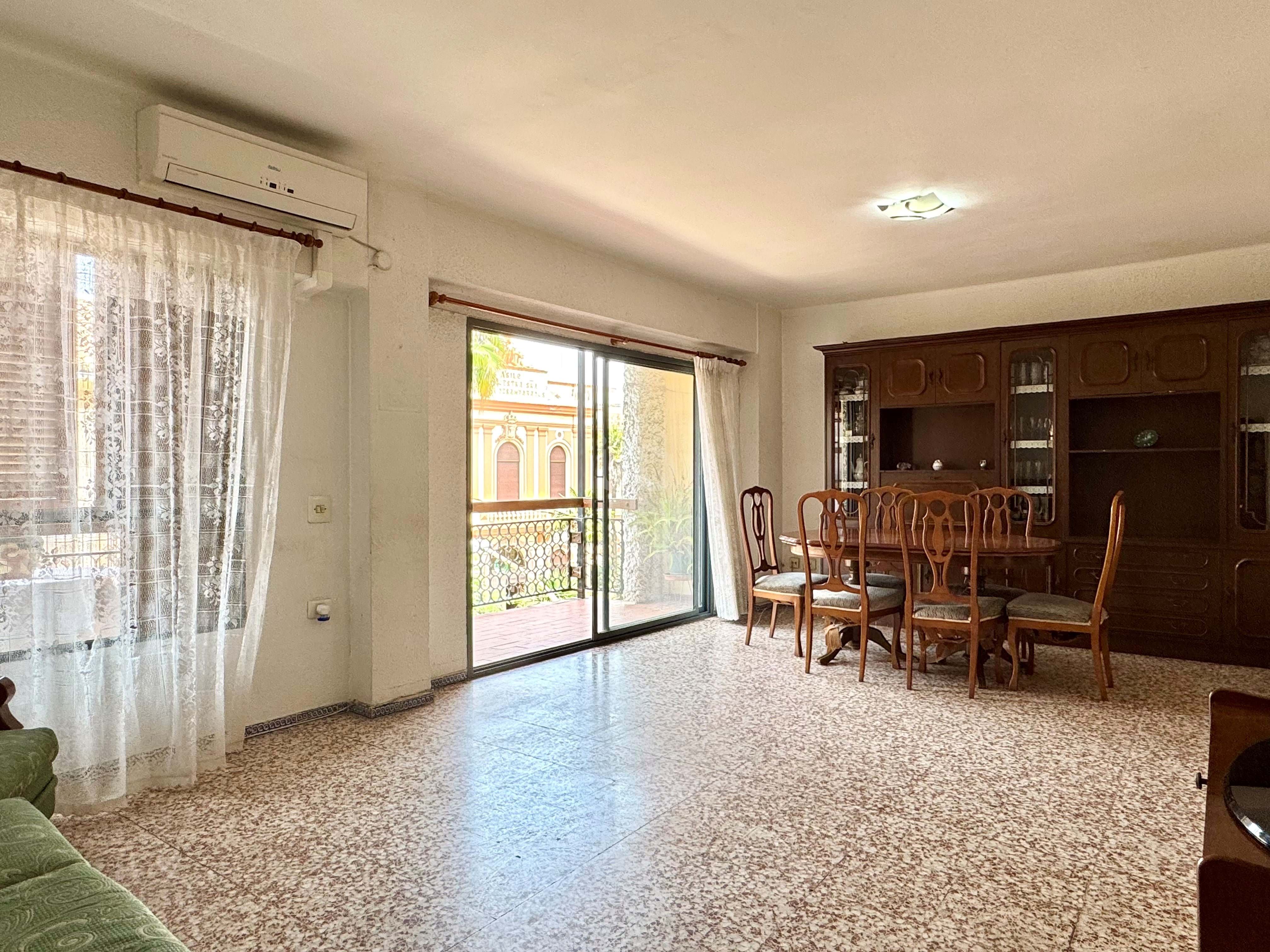 Dining room of Flat for sale in Carcaixent  with Air Conditioner
