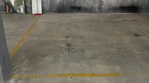 PARKING PARA COCHE GRANDE