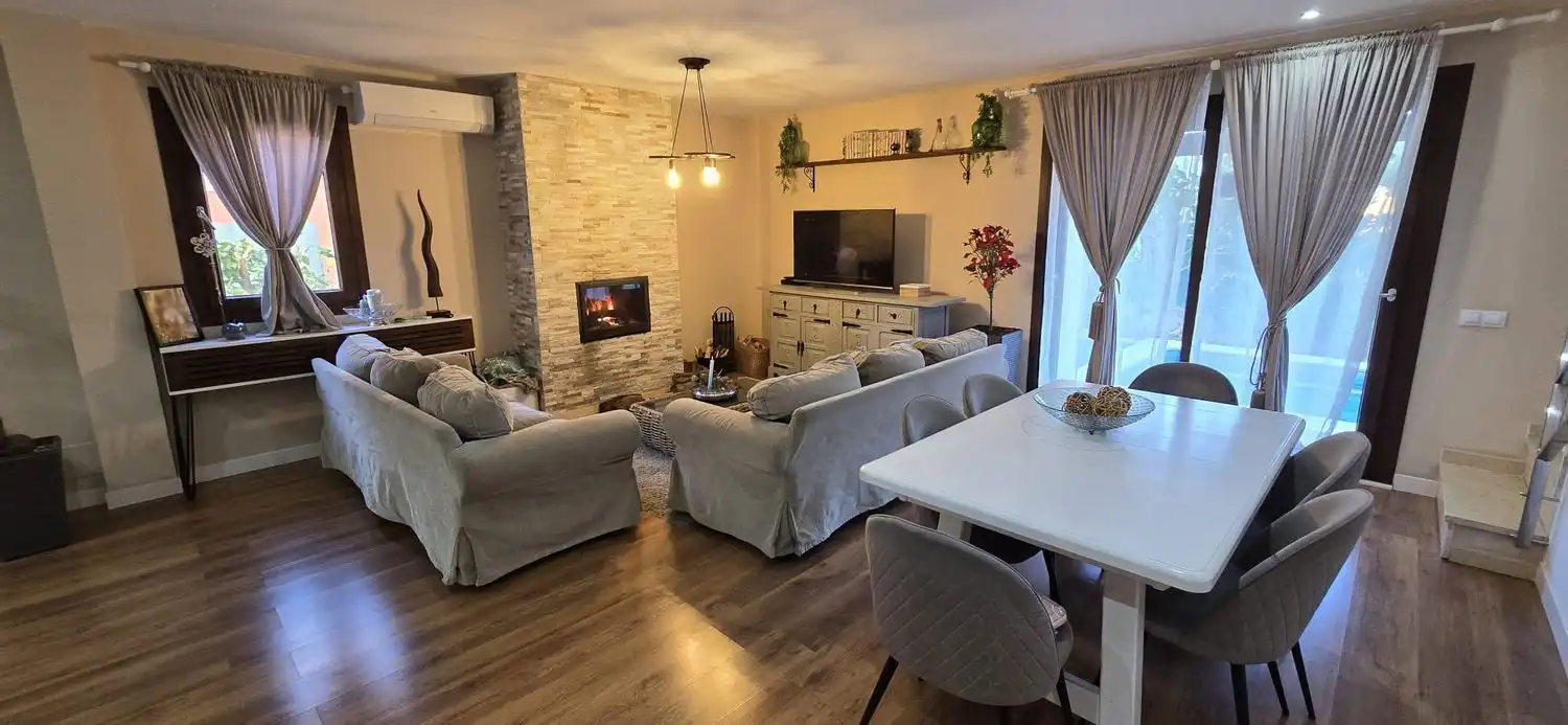 Living room of Houses for sale in Calvià  with Air Conditioner, Heating and Private garden
