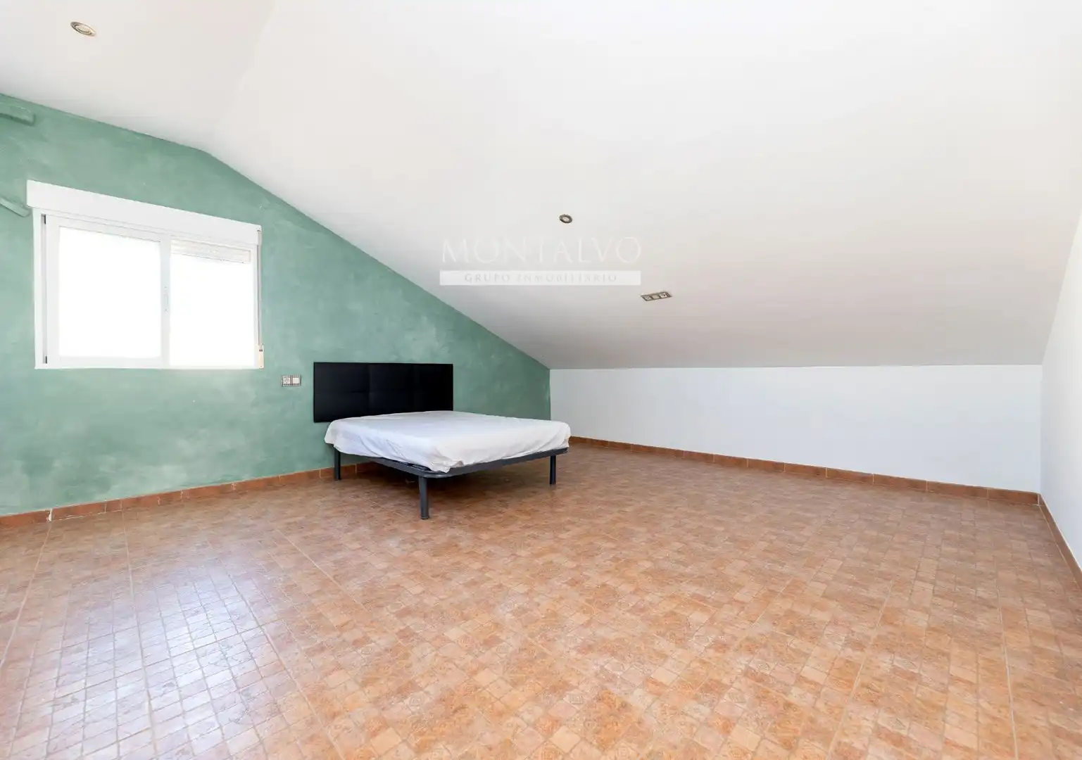 Casa adosada en venta en Pinos Puente con Terraza y Trastero