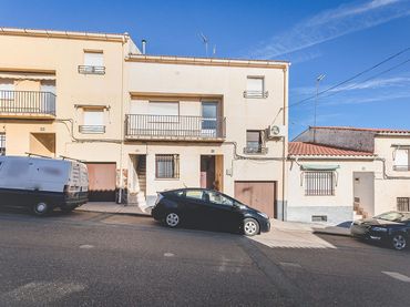 Casa bifamiliare in vendita a Ramon y Cajal