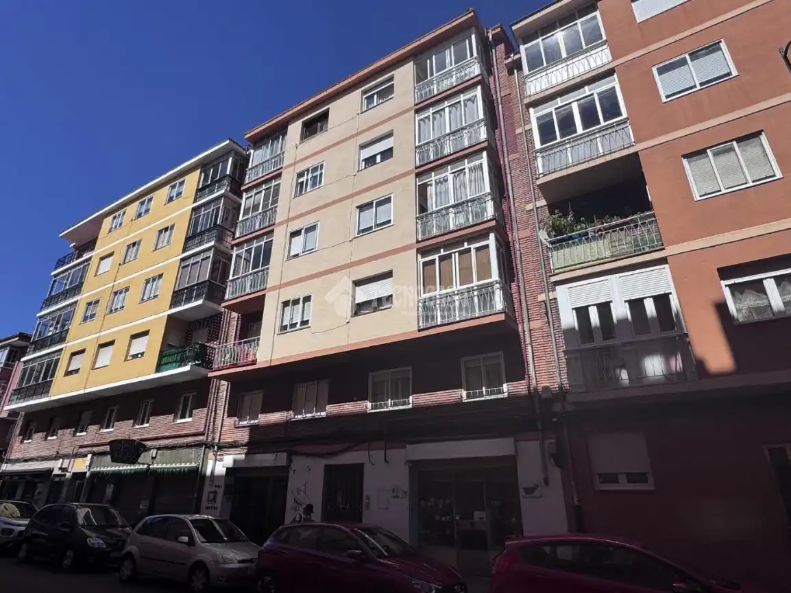 Wohnung mit Terrasse zum Verkauf in C. Marqués de Sta. María del Villar