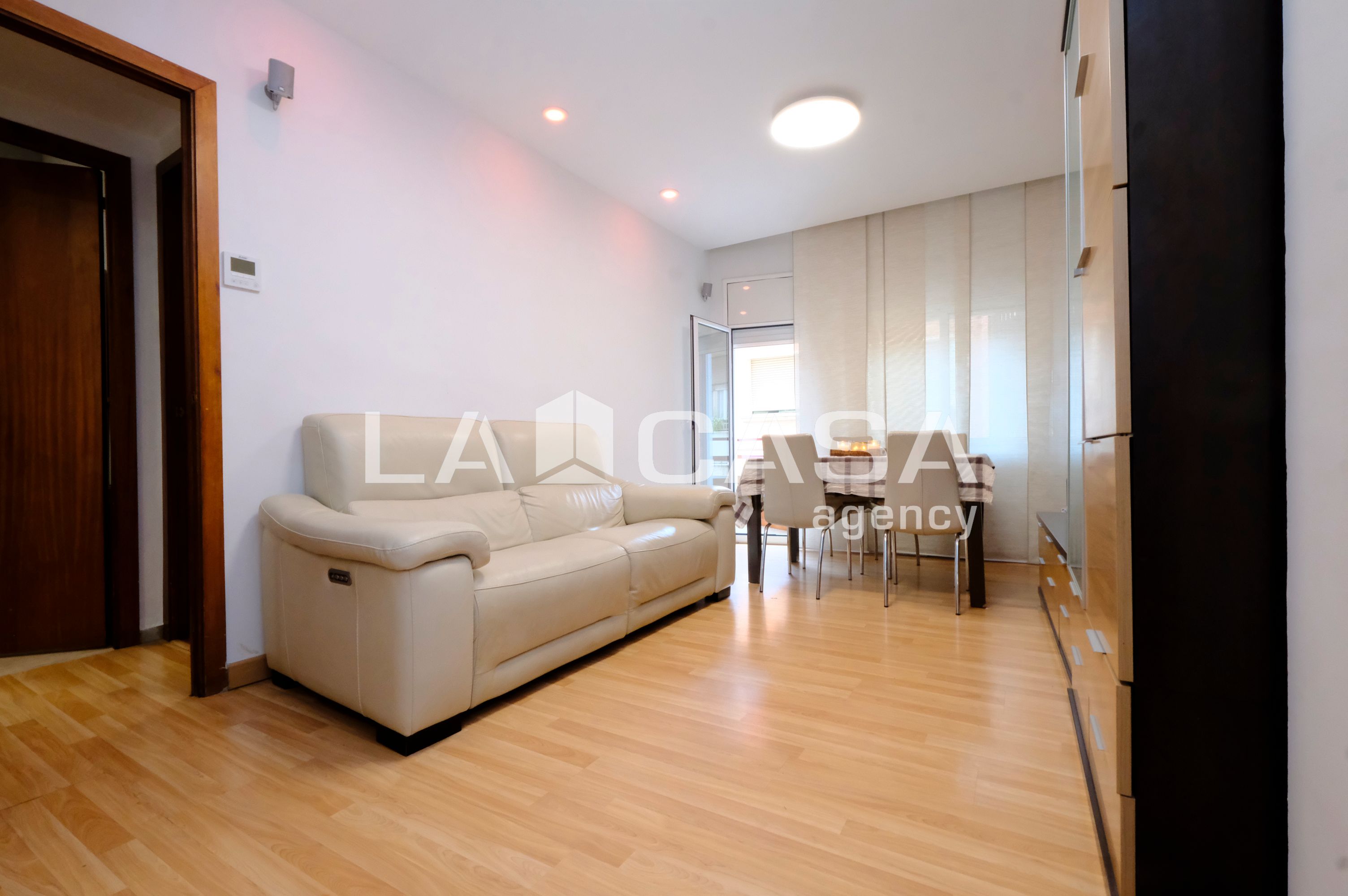 Flat for sale in  Barcelona Capital  with Heating, Terrace and Balcony