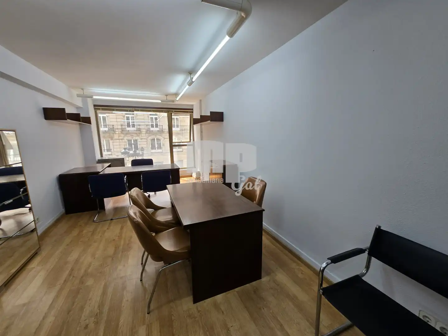 Oficina en venta en Vigo  con Calefacción
