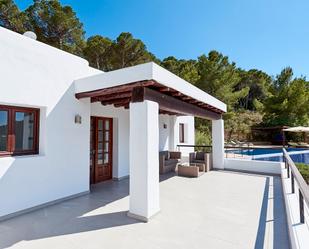 Terrassa de Casa o xalet en venda en Sant Josep de sa Talaia amb Aire condicionat i Piscina