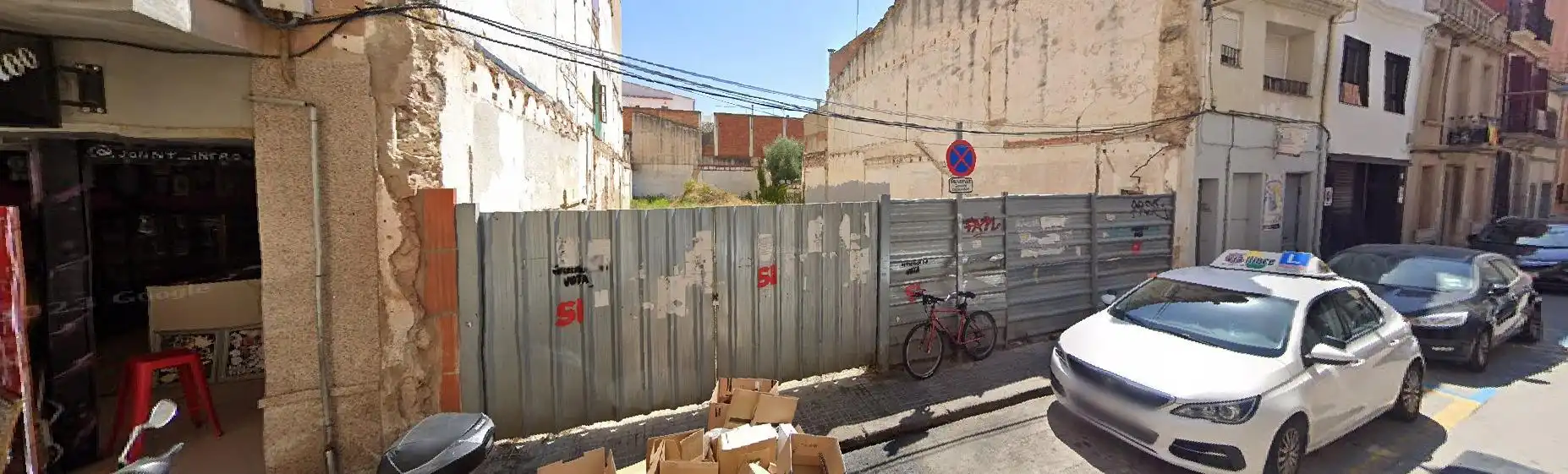 Lands and plots for sale in Calella