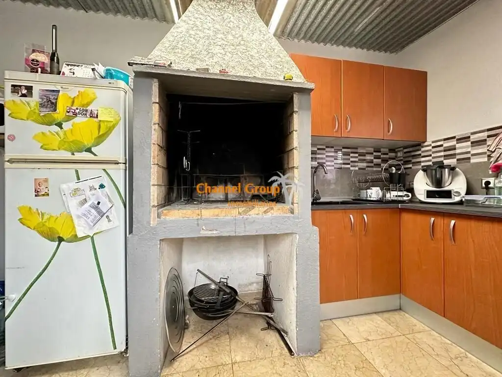 Finca rústica en venta en Novelda