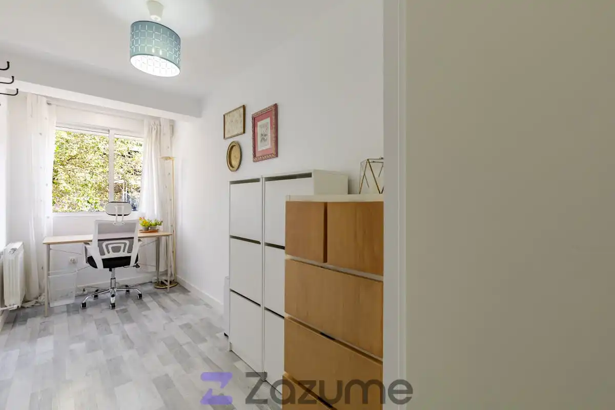 Schlafzimmer von Wohnung zur Miete in Madrid mit Klimaanlage, Heizung und Parkett