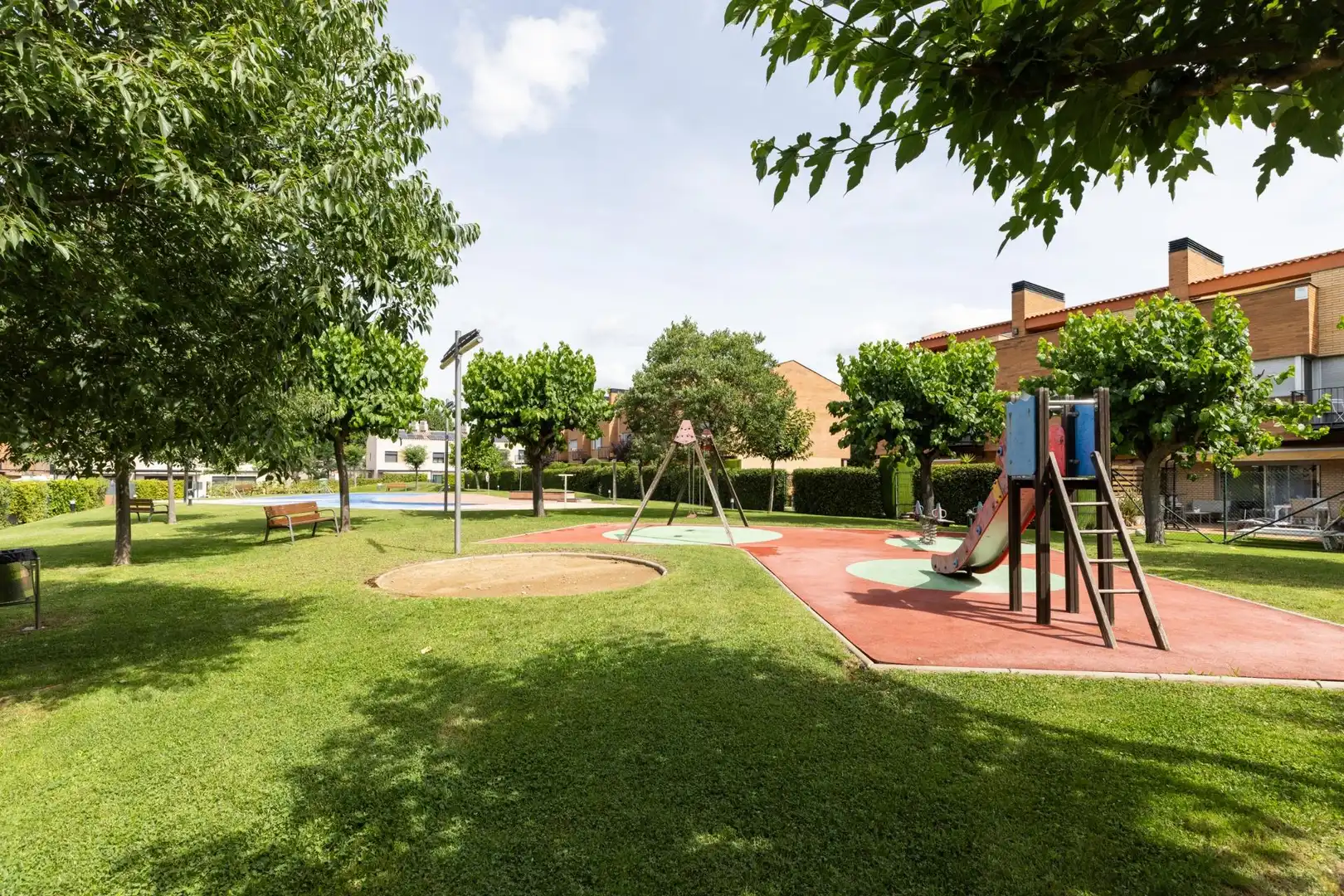 Jardí de Casa adosada en venda en Sant Fost de Campsentelles amb Calefacció, Jardí privat i Terrassa