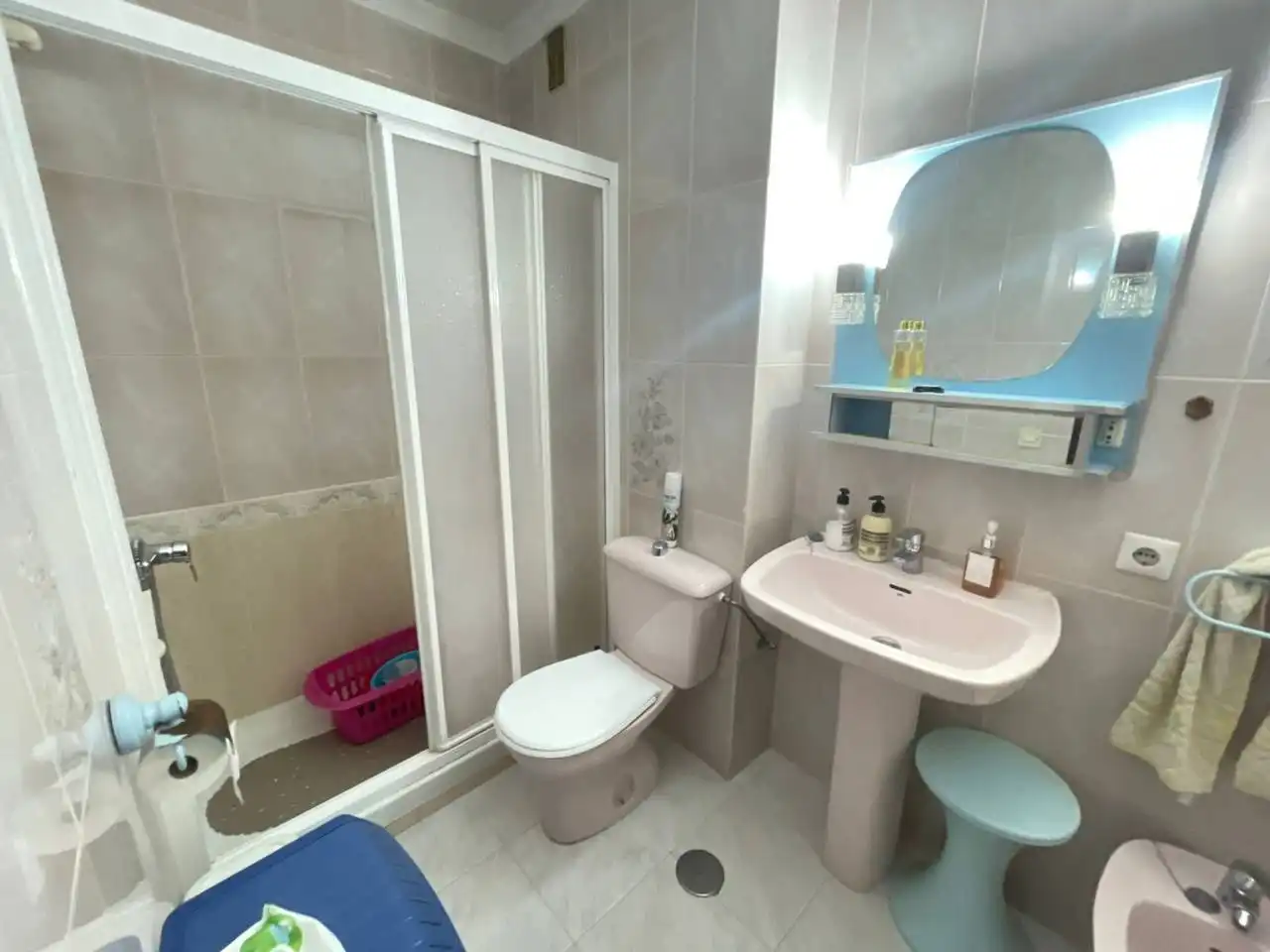 Baño de Piso en venta en Estepona con Terraza y Amueblado