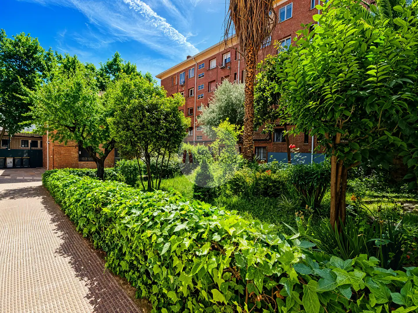 Vista exterior de Piso en venta en Madrid con Calefacción, Parquet y Terraza