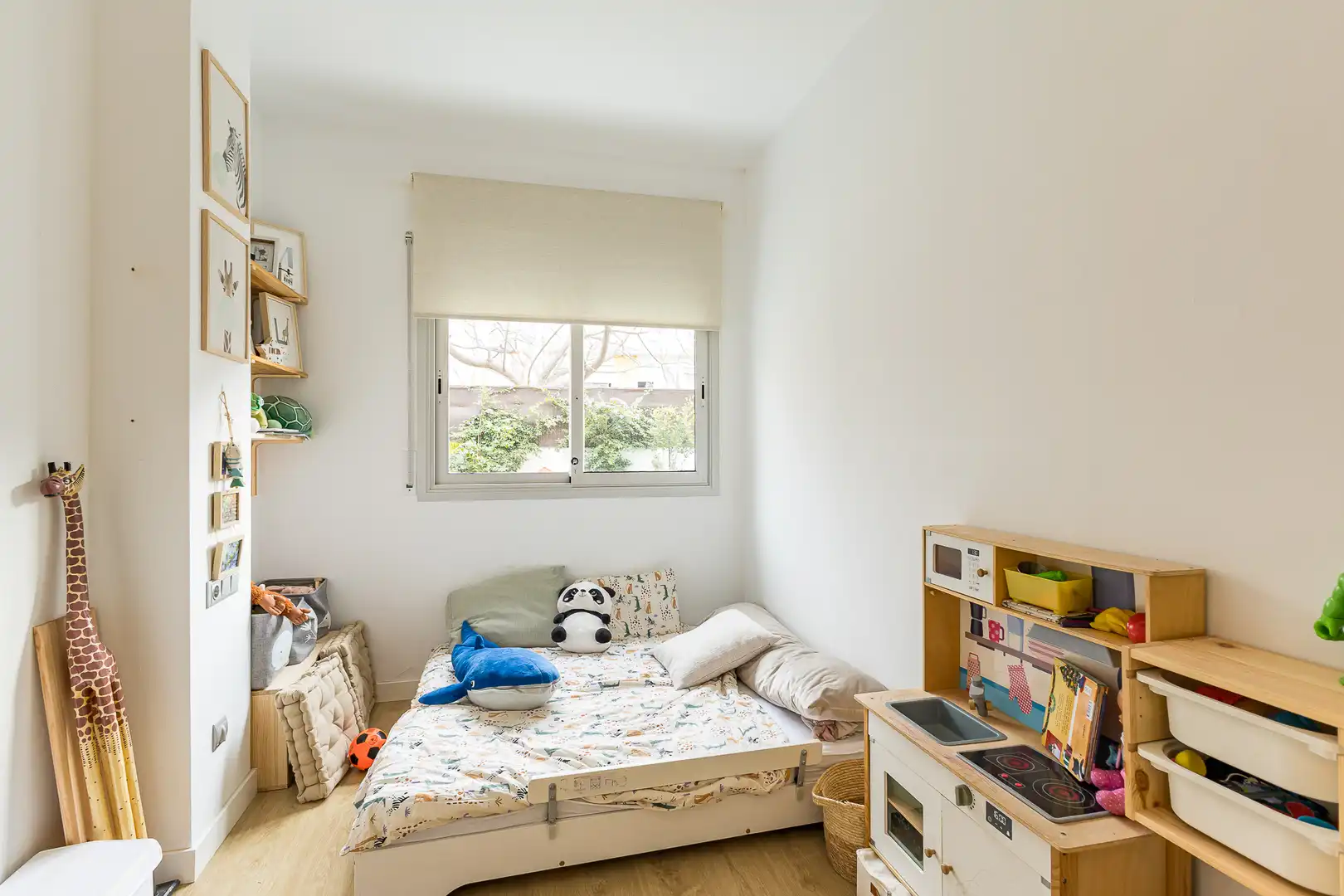 Schlafzimmer von Wohnungen zum Verkauf in Sitges mit Klimaanlage, Heizung und Privatgarten