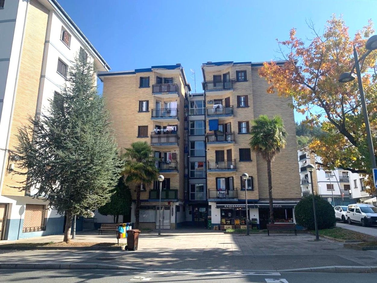 Vista exterior de Traster en venda en Aretxabaleta