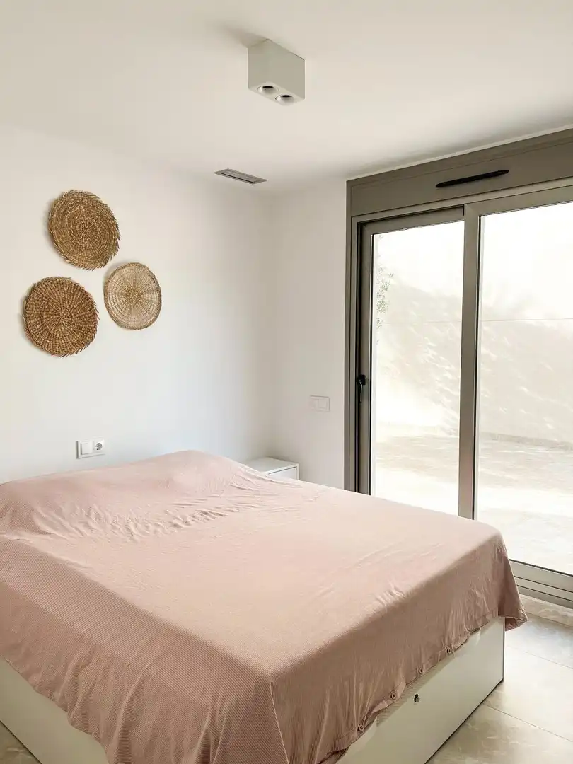 Habitación de Casa o chalet de alquiler en San Miguel de Salinas con Aire acondicionado, Calefacción y Jardín privado